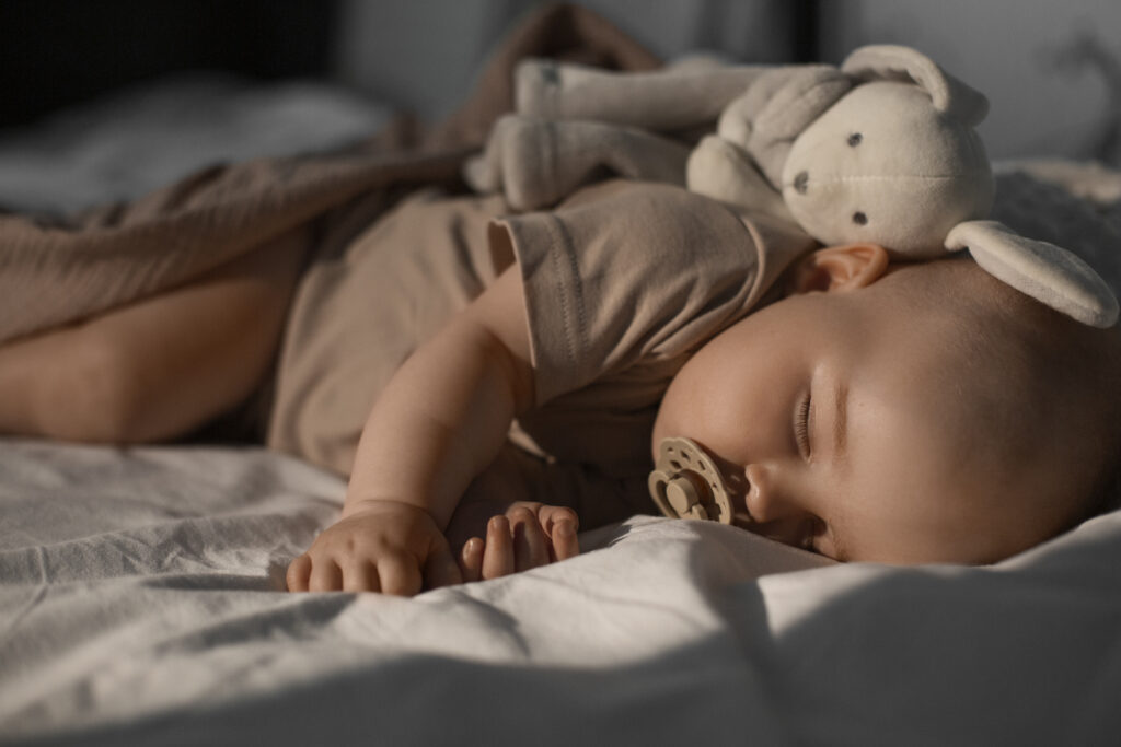cute-baby-with-stuffed-toy-1024x683.jpg